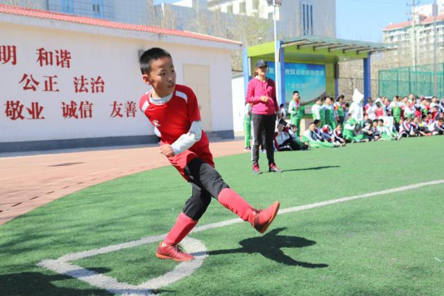 亚历山大35+8+9努尔基奇31篮板 雷霆力克太阳